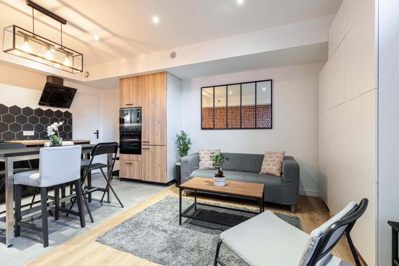Le Loft Magnan - Ac- Pres Mer - Wifi - Parking - Confort Et Moderne - Supermarches Et Tram Proches Nice Luaran gambar