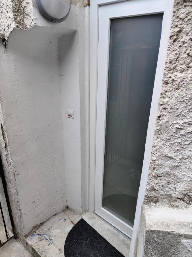 Le Loft Magnan - Ac- Pres Mer - Wifi - Parking - Confort Et Moderne - Supermarches Et Tram Proches Nice Luaran gambar